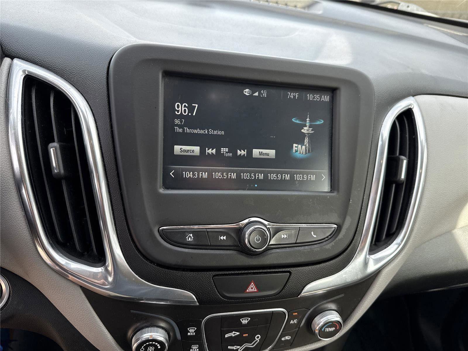 Used 2018 Chevrolet Equinox LS image 12