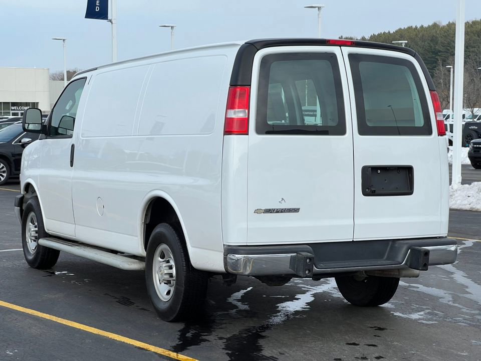 Used 2024 Chevrolet Express 2500 Work Van w/ Driver Convenience Package image 4