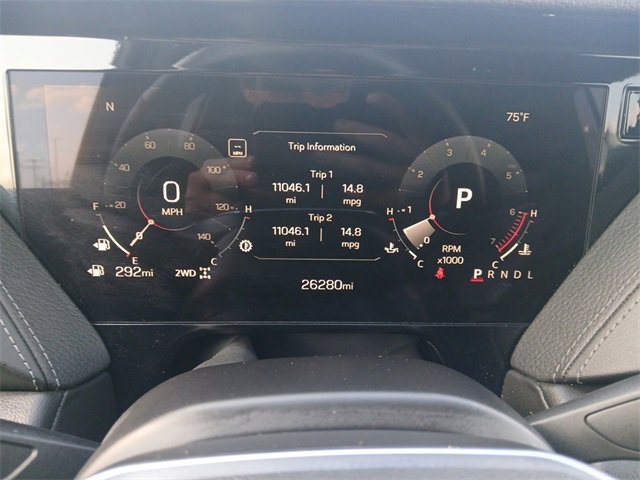 Used 2025 GMC Yukon XL Denali image 21