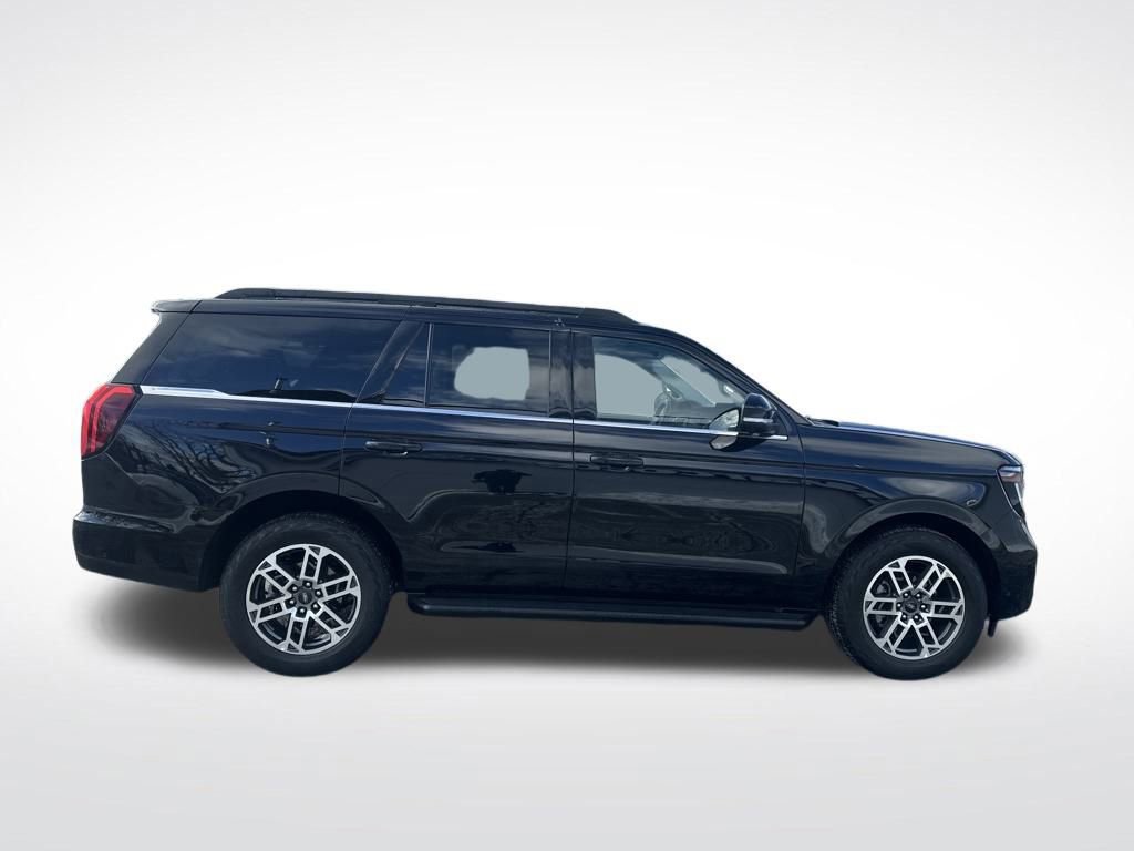 Certified 2025 Ford Expedition Max Active image 9