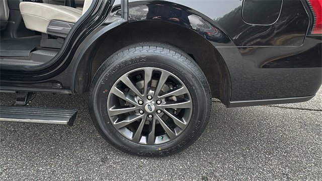 Certified 2021 Ford Expedition Limited image 19