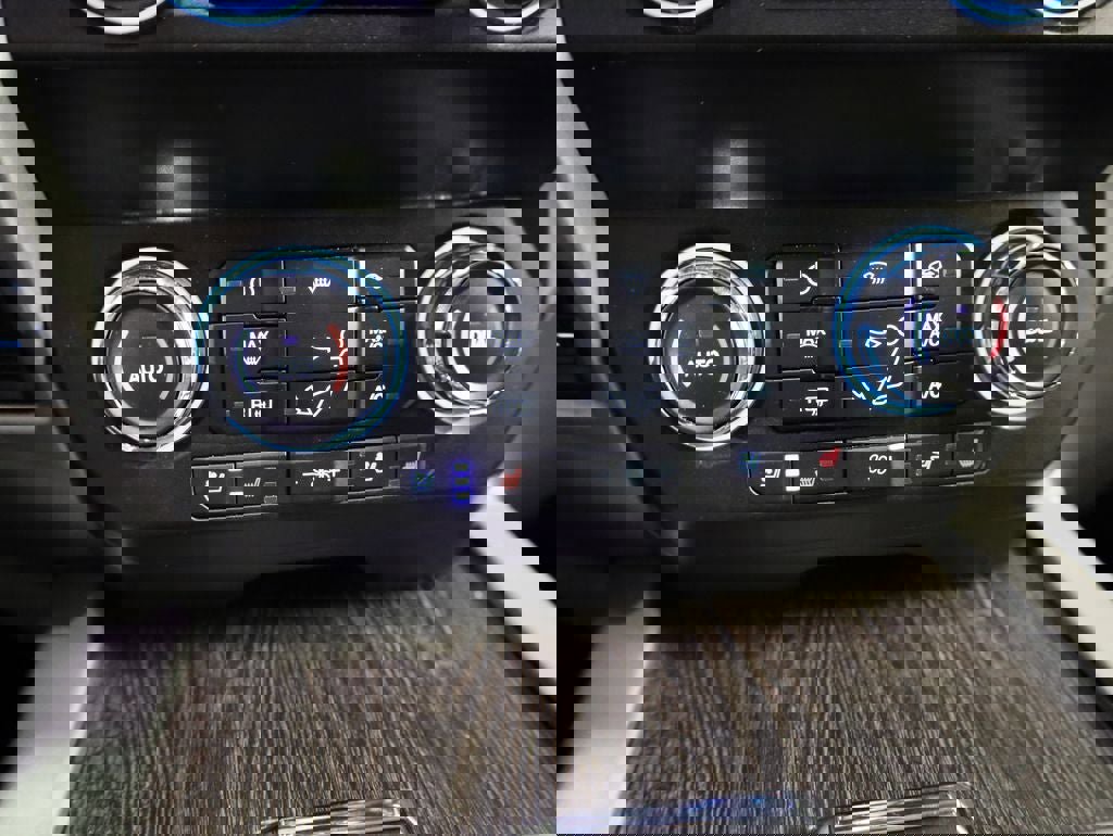 Certified 2020 Ford F250 Lariat image 26