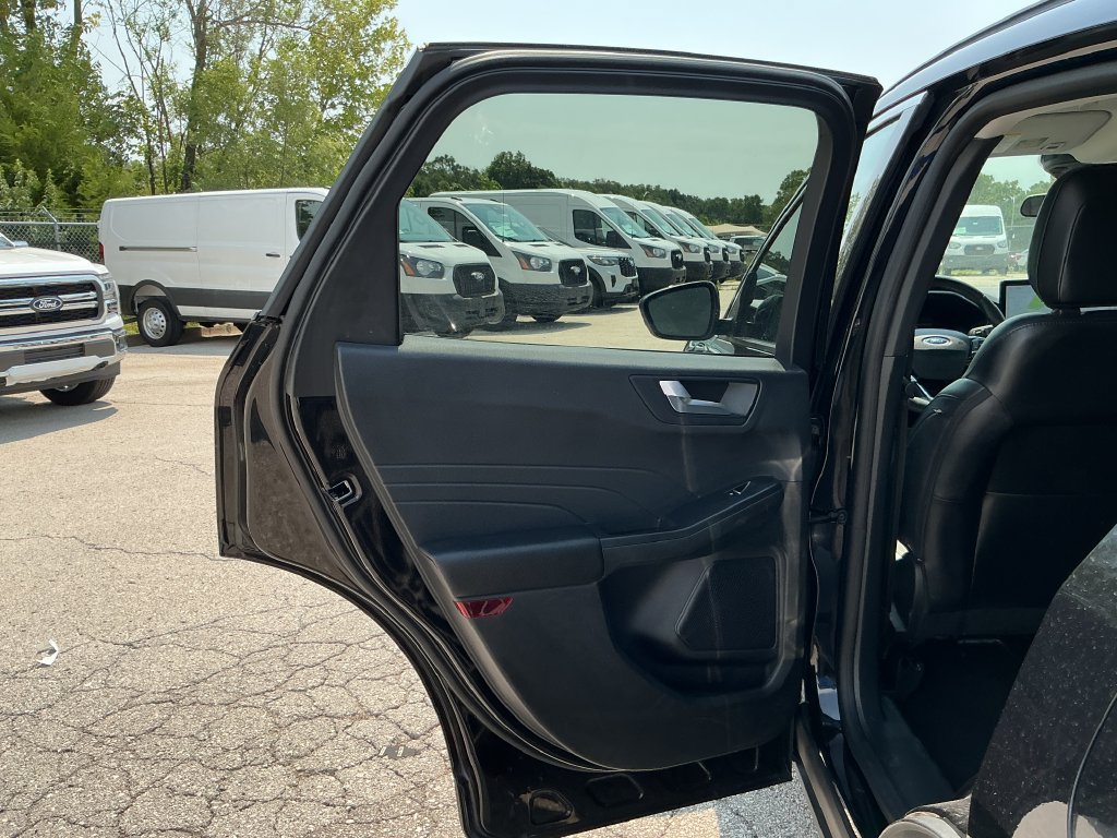 Certified 2023 Ford Escape SE FWD image 15