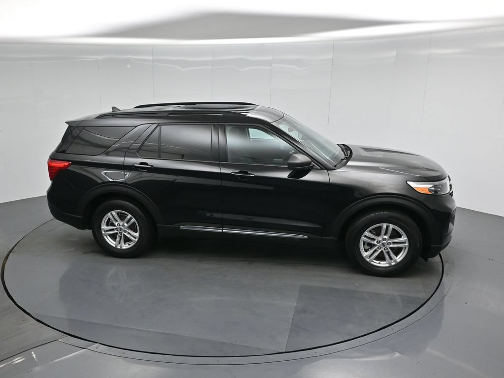 Certified 2023 Ford Explorer XLT RWD image 51