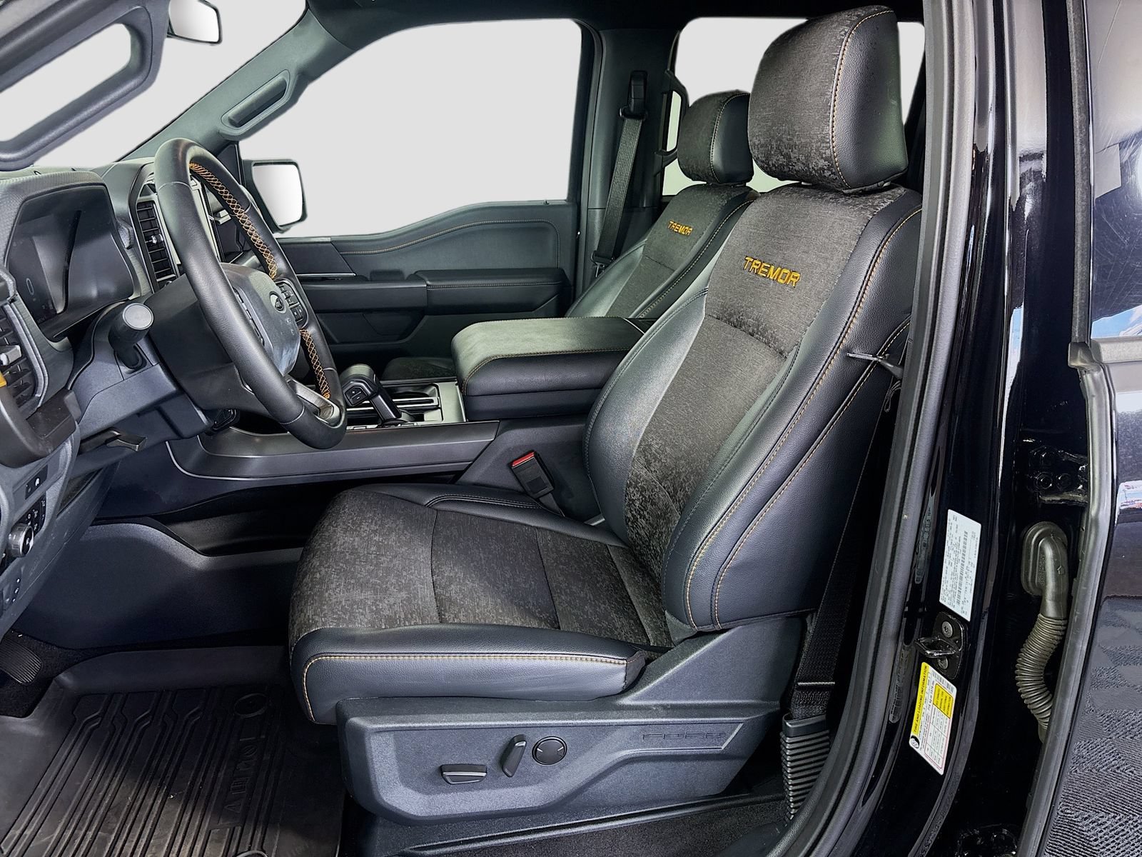 Certified 2025 Ford F150 Tremor AWD/4WD image 22