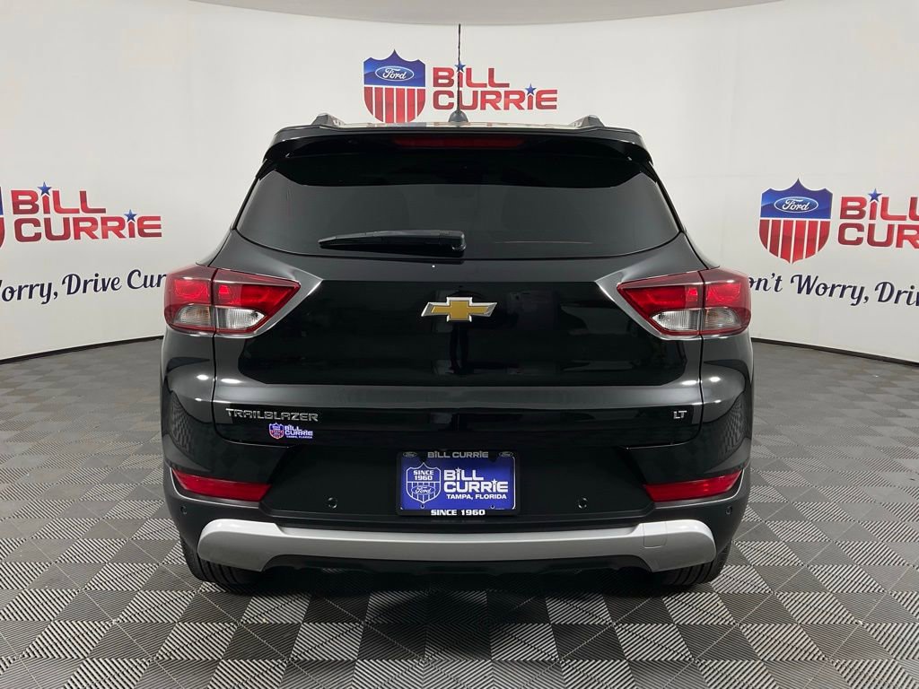 Used 2023 Chevrolet TrailBlazer LT w/ Convenience Package image 4