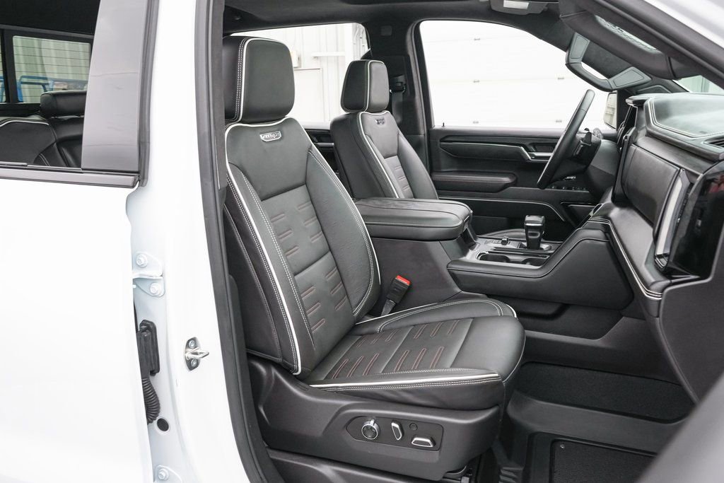 Used 2024 GMC Sierra 1500 AT4X image 22