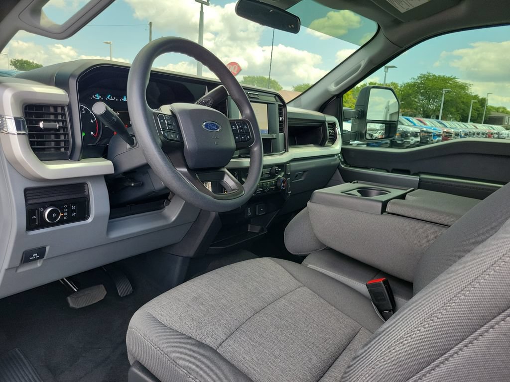 Certified 2025 Ford F350 XL w/ STX Appearance Package AWD/4WD image 21