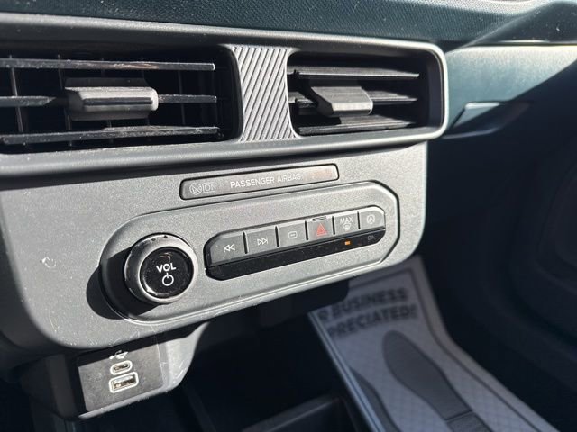 Certified 2025 Ford Maverick XL w/ 4K Tow Package image 31