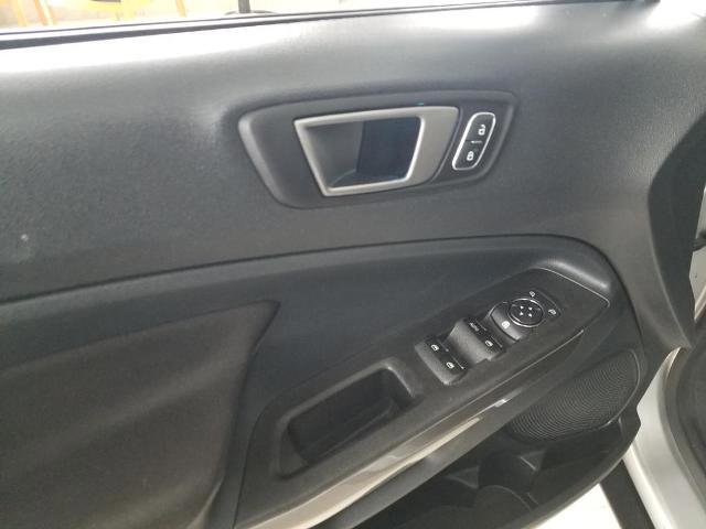 Certified 2022 Ford EcoSport SE w/ SE Convenience Package image 11