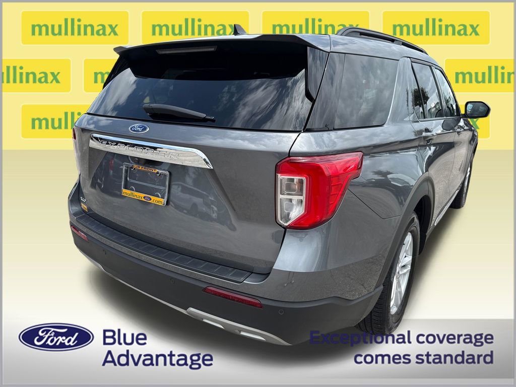 Certified 2024 Ford Explorer XLT w/ Equipment Group 202A RWD image 4