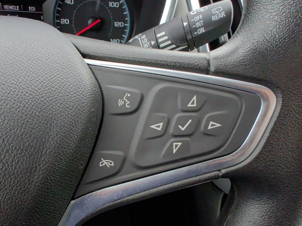Used 2018 Chevrolet Equinox LT w/ LPO, Floor Liner Package AWD/4WD image 25