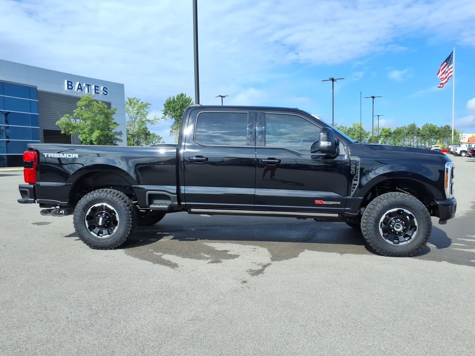 Certified 2026 Ford F250 Platinum w/ Tremor Off-Road Package AWD/4WD image 2