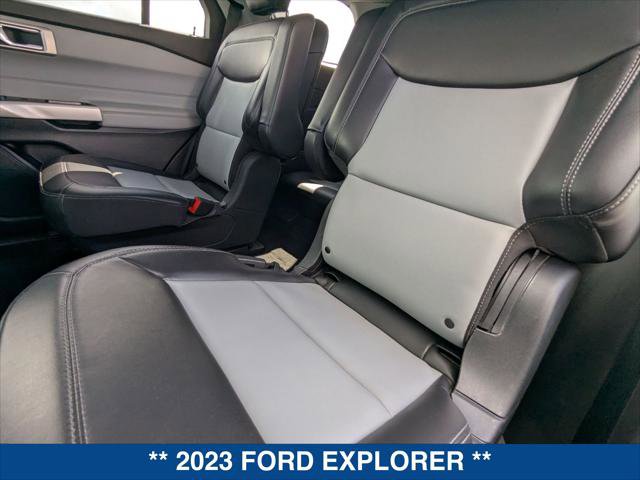 Certified 2023 Ford Explorer XLT w/ Equipment Group 202A RWD image 22
