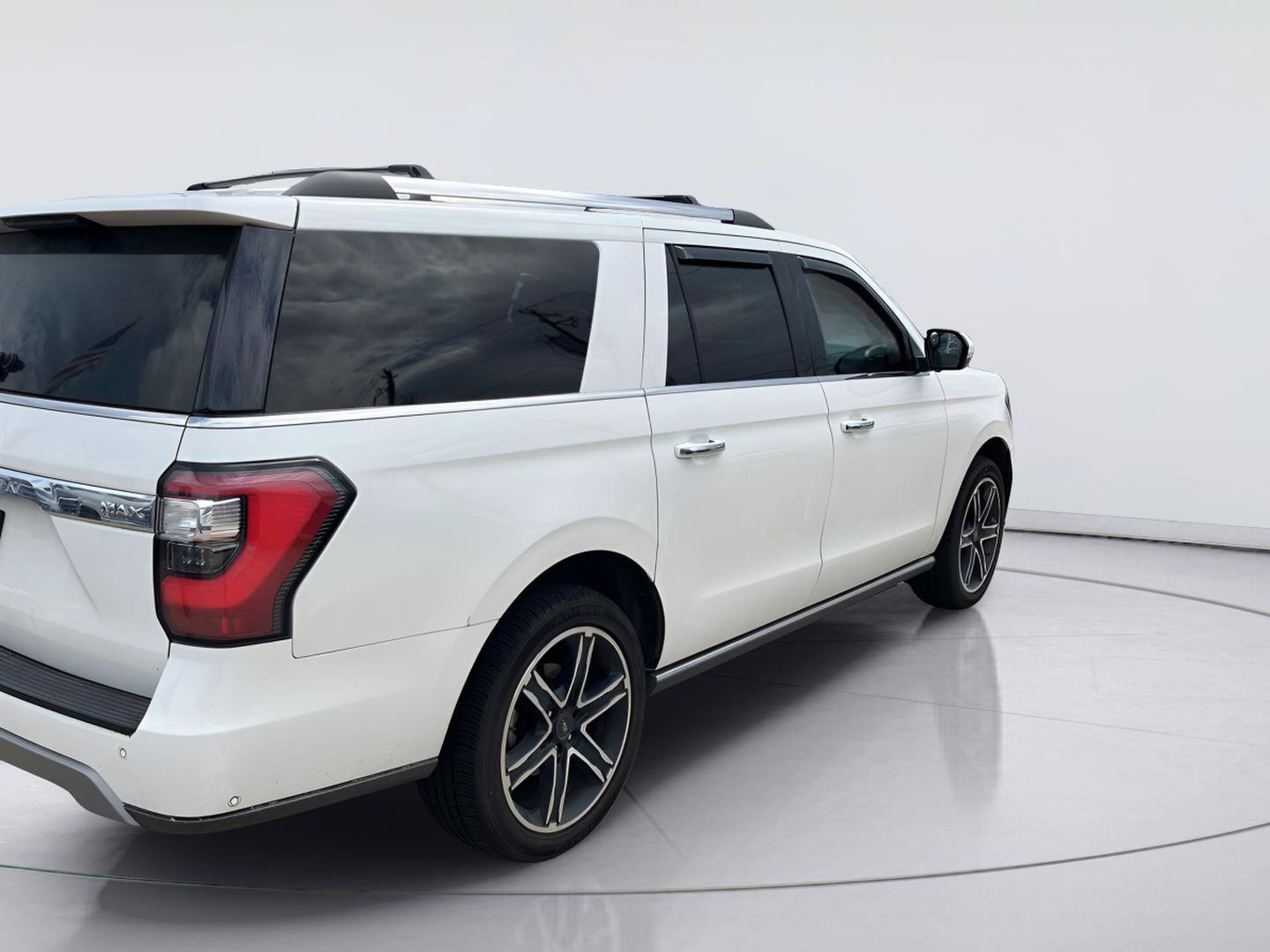 Certified 2021 Ford Expedition Max Limited RWD image 9