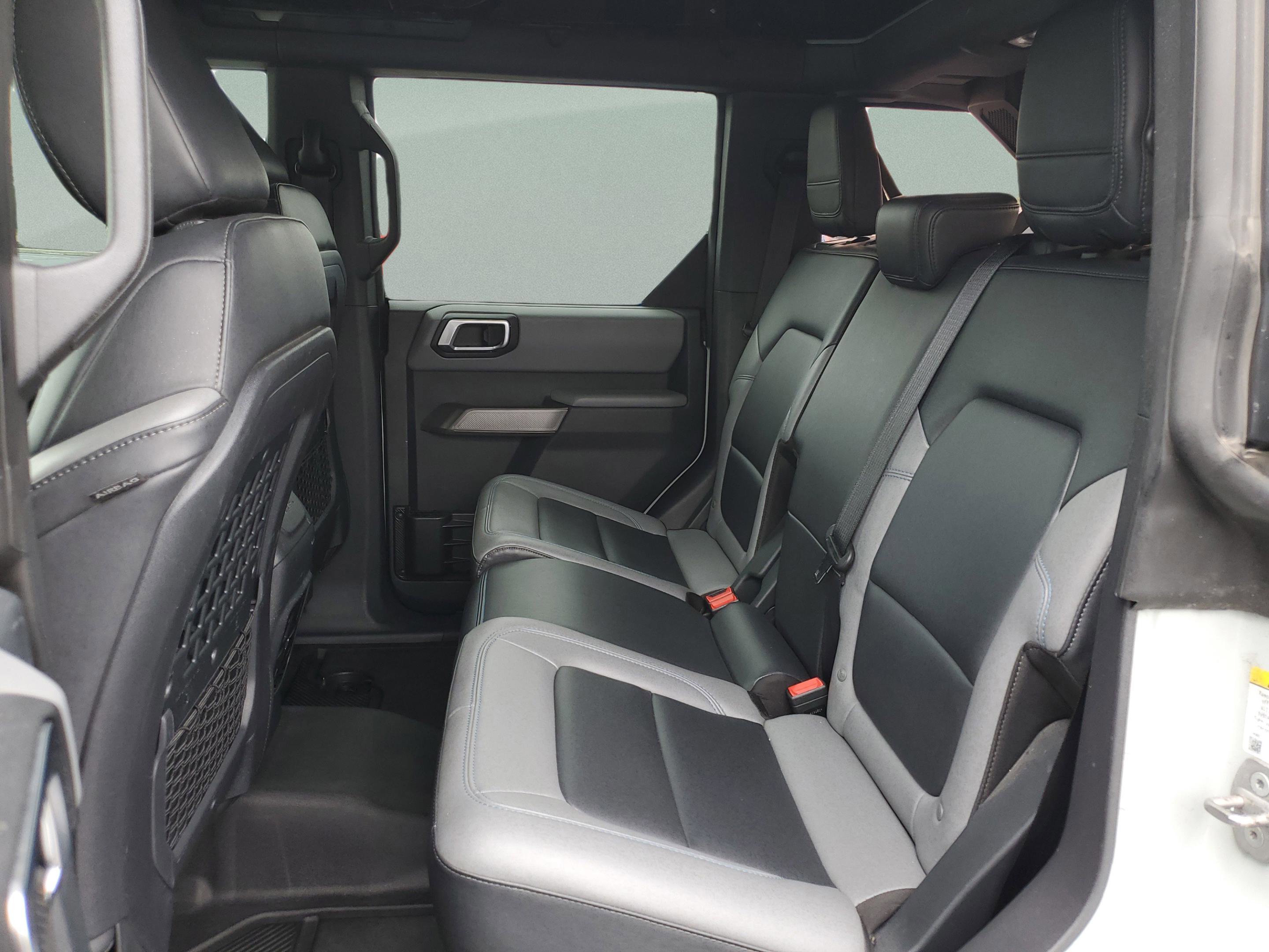 Certified 2022 Ford Bronco Black Diamond AWD/4WD image 10