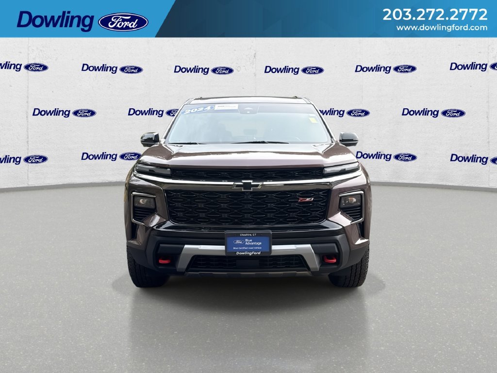 Used 2024 Chevrolet Traverse Z71 AWD/4WD image 3