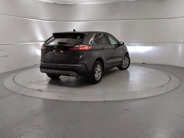 Certified 2024 Ford Edge SEL image 3