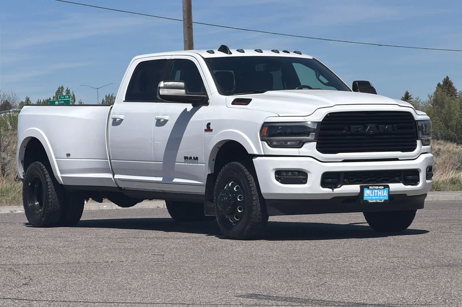 Used 2020 RAM 3500 Laramie AWD/4WD image 9
