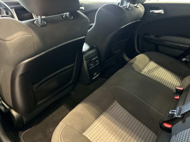 Used 2022 Dodge Charger R/T w/ Blacktop Package RWD image 18