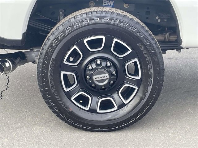 Certified 2024 Ford F350 Platinum w/ FX4 Off-Road Package image 7