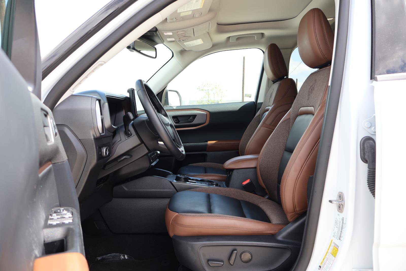 Certified 2025 Ford Bronco Sport Outer Banks w/ Outer Banks Tech Package+ image 14