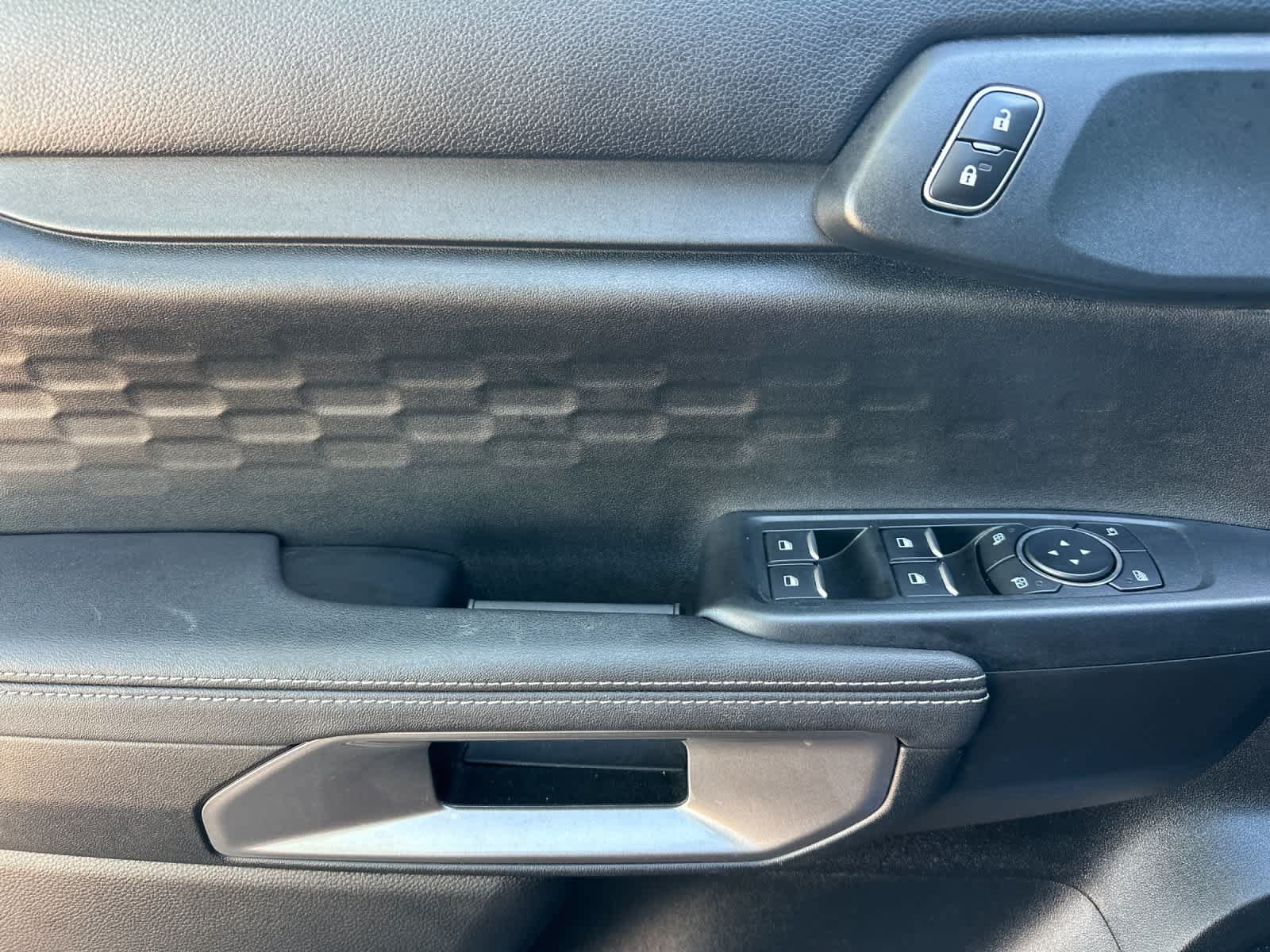 Certified 2025 Ford Ranger XLT AWD/4WD image 12