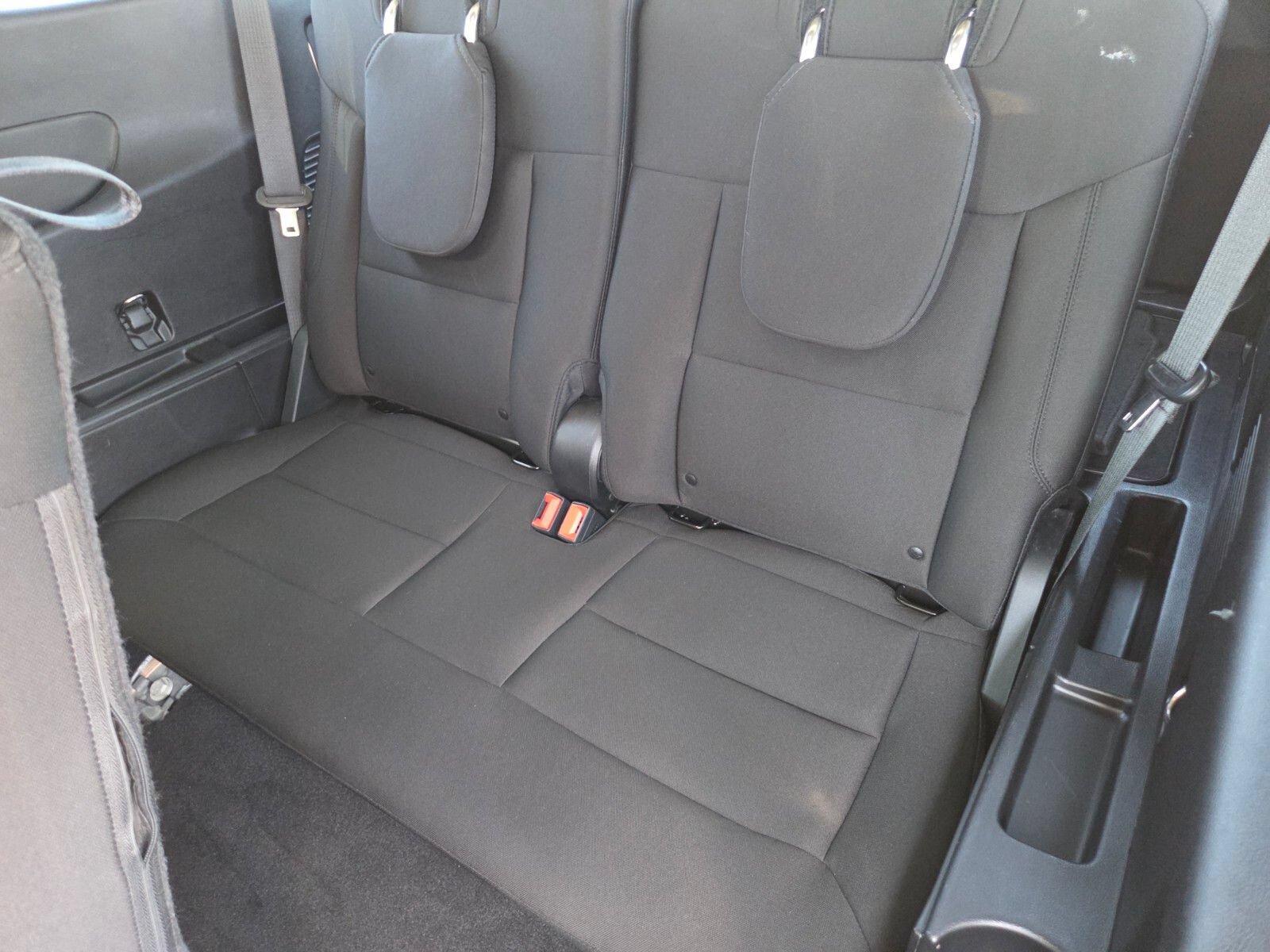 Certified 2021 Ford Explorer XLT RWD image 12