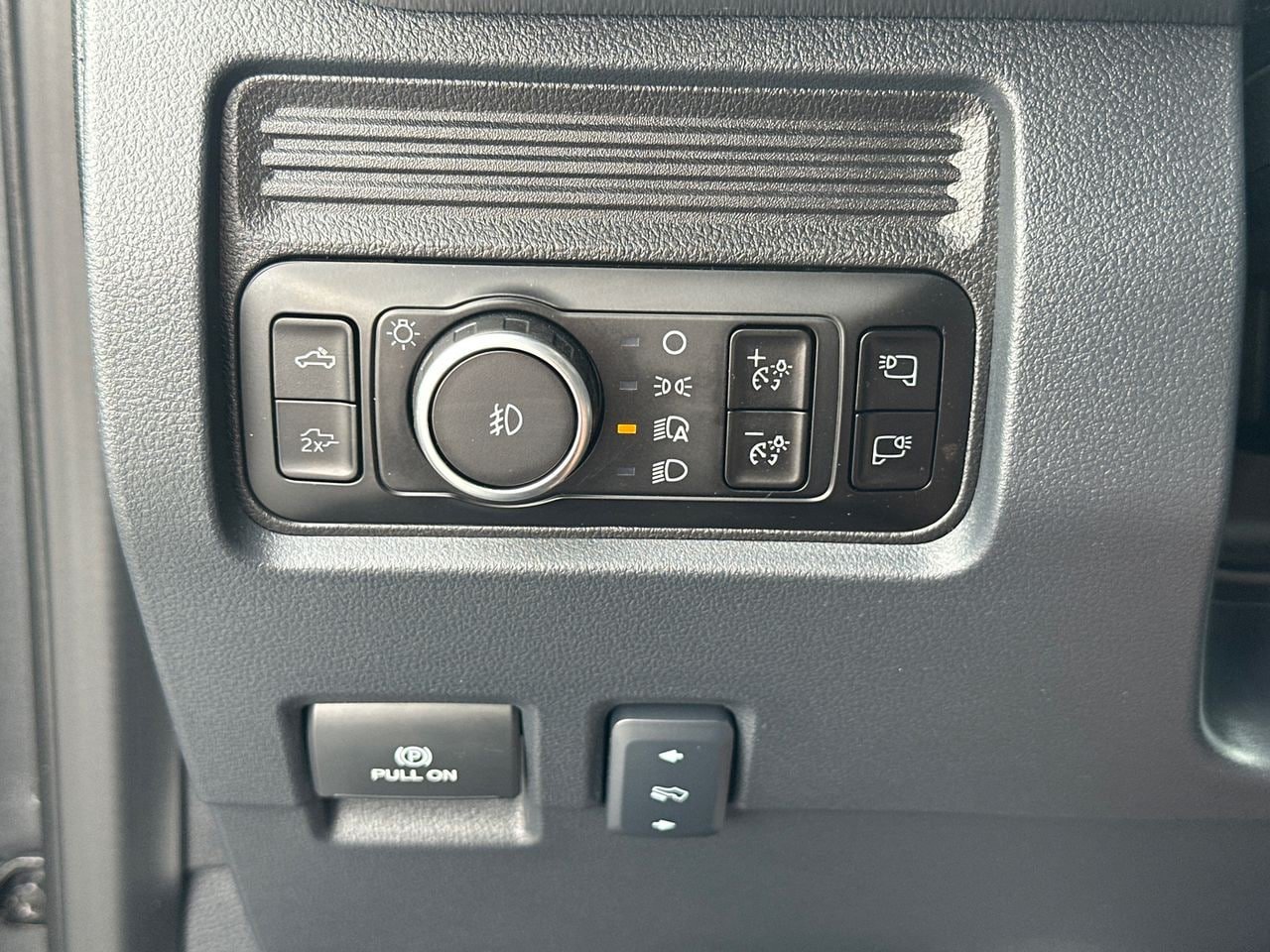 Certified 2026 Ford F250 Lariat AWD/4WD image 33