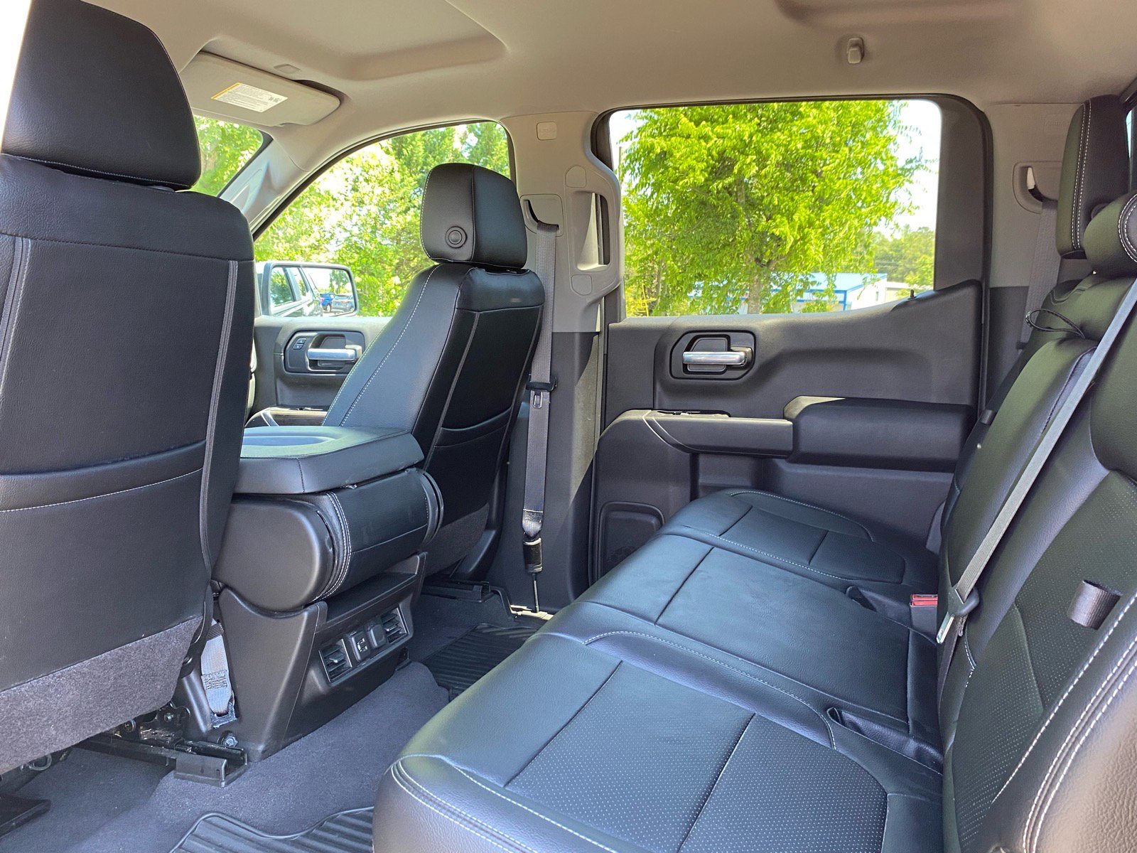 Used 2019 Chevrolet Silverado 1500 LT w/ All-Star Edition AWD/4WD image 23