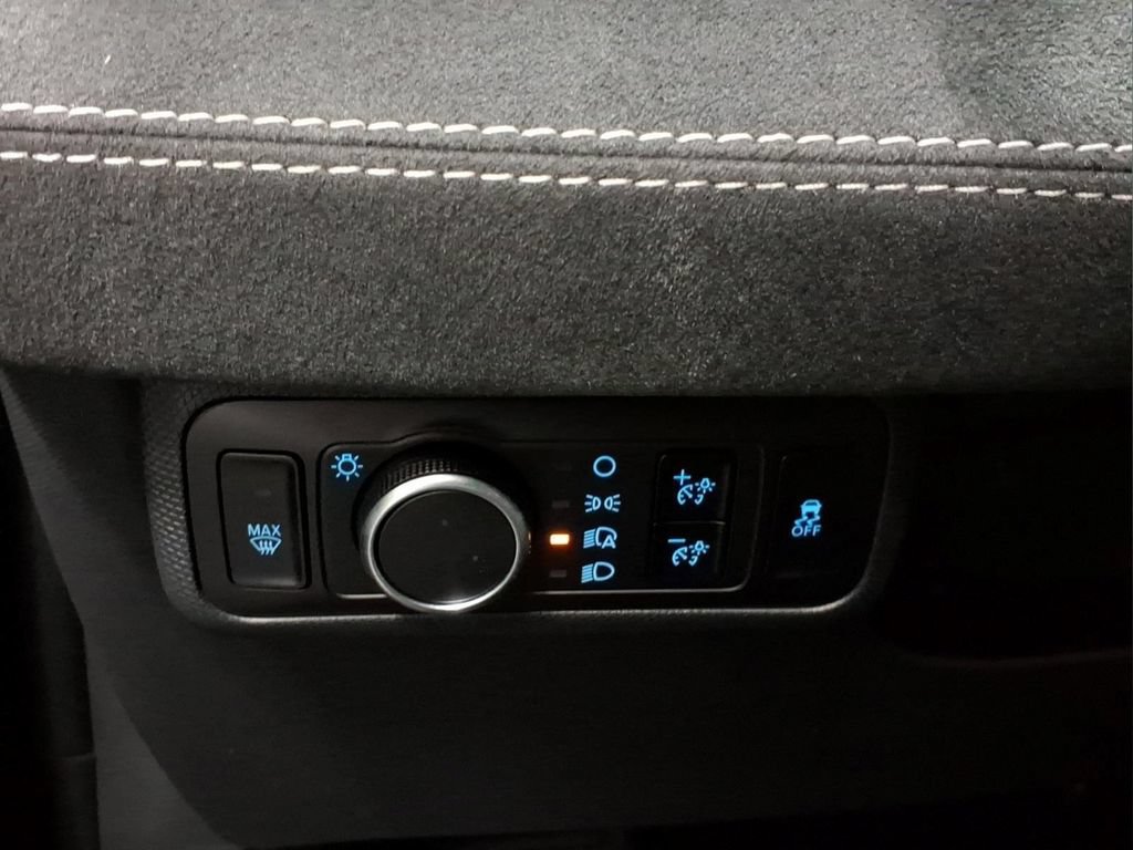 Certified 2025 Ford Mustang Mach-E GT AWD/4WD image 17