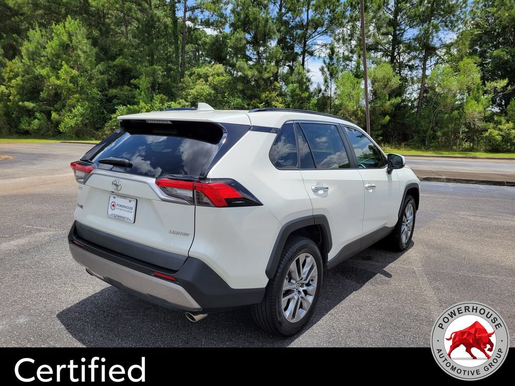 Used 2022 Toyota RAV4 Limited FWD image 5