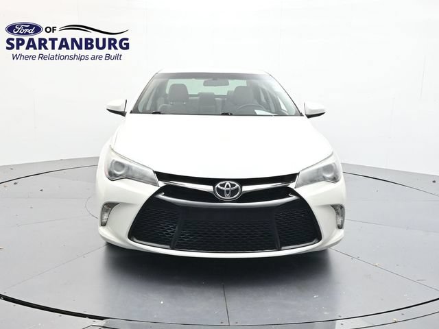 Used 2017 Toyota Camry SE FWD video 2