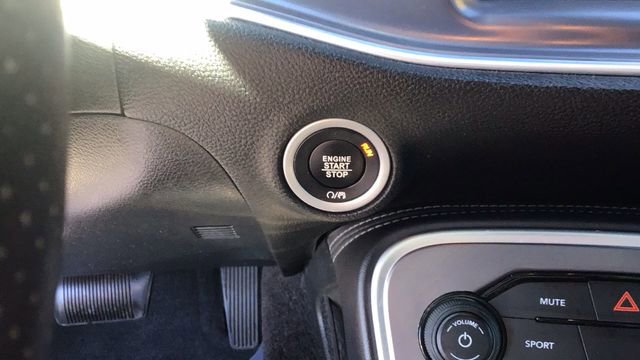 Used 2019 Dodge Challenger SXT w/ Blacktop Package image 18