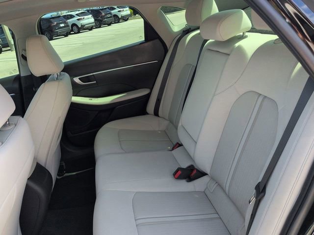 Used 2024 Hyundai Sonata SEL w/ Convenience Package image 13