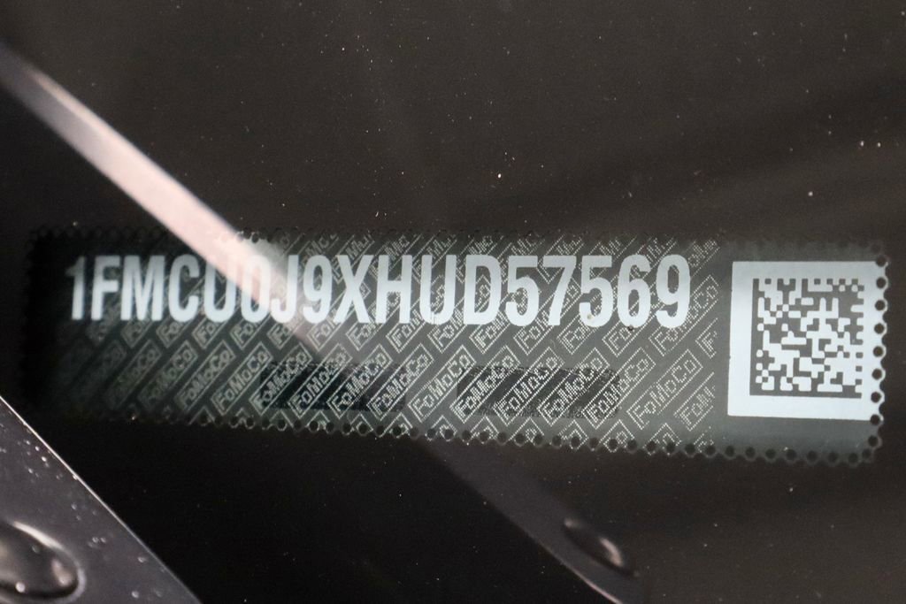 Certified 2017 Ford Escape Titanium image 36