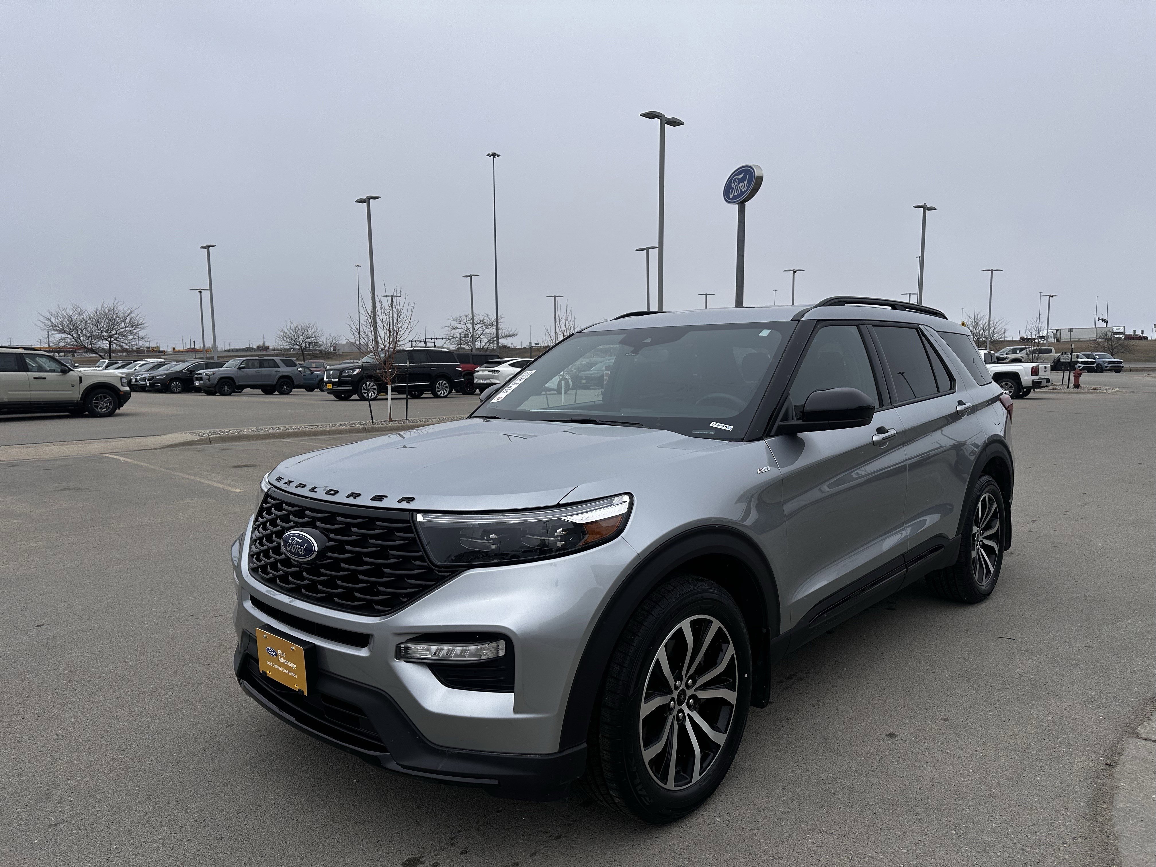 Certified 2023 Ford Explorer ST-Line w/ Class IV Trailer Tow Package video 2