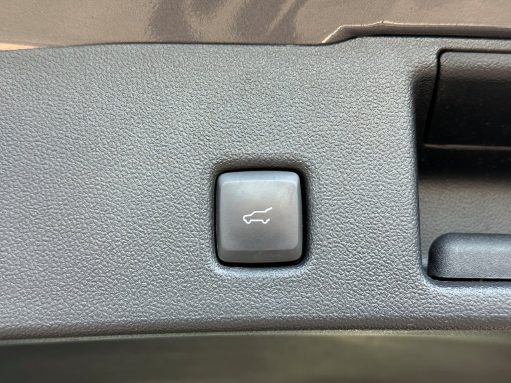 Certified 2021 Ford Escape SEL AWD/4WD image 20