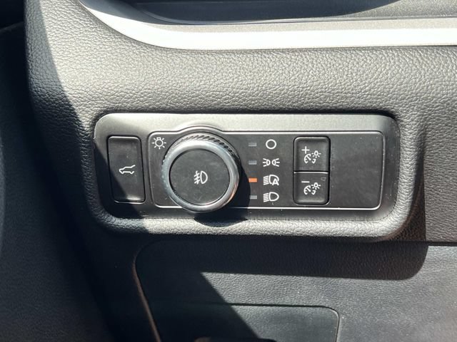 Certified 2023 Ford Explorer XLT w/ Equipment Group 202A AWD/4WD image 27