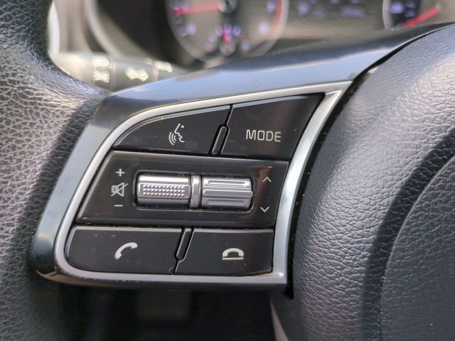 Used 2021 Kia Forte LXS FWD image 22