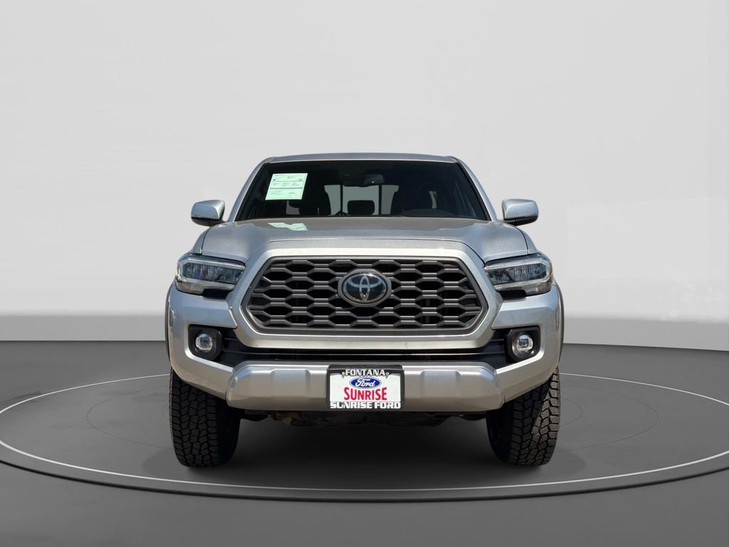 Used 2022 Toyota Tacoma TRD Off-Road w/ Technology Package RWD image 3