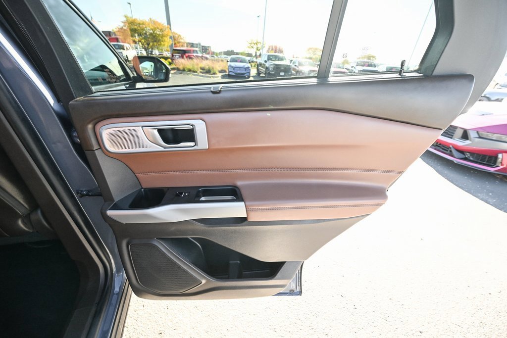 Certified 2021 Ford Explorer King Ranch w/ Premium Technology Package image 32