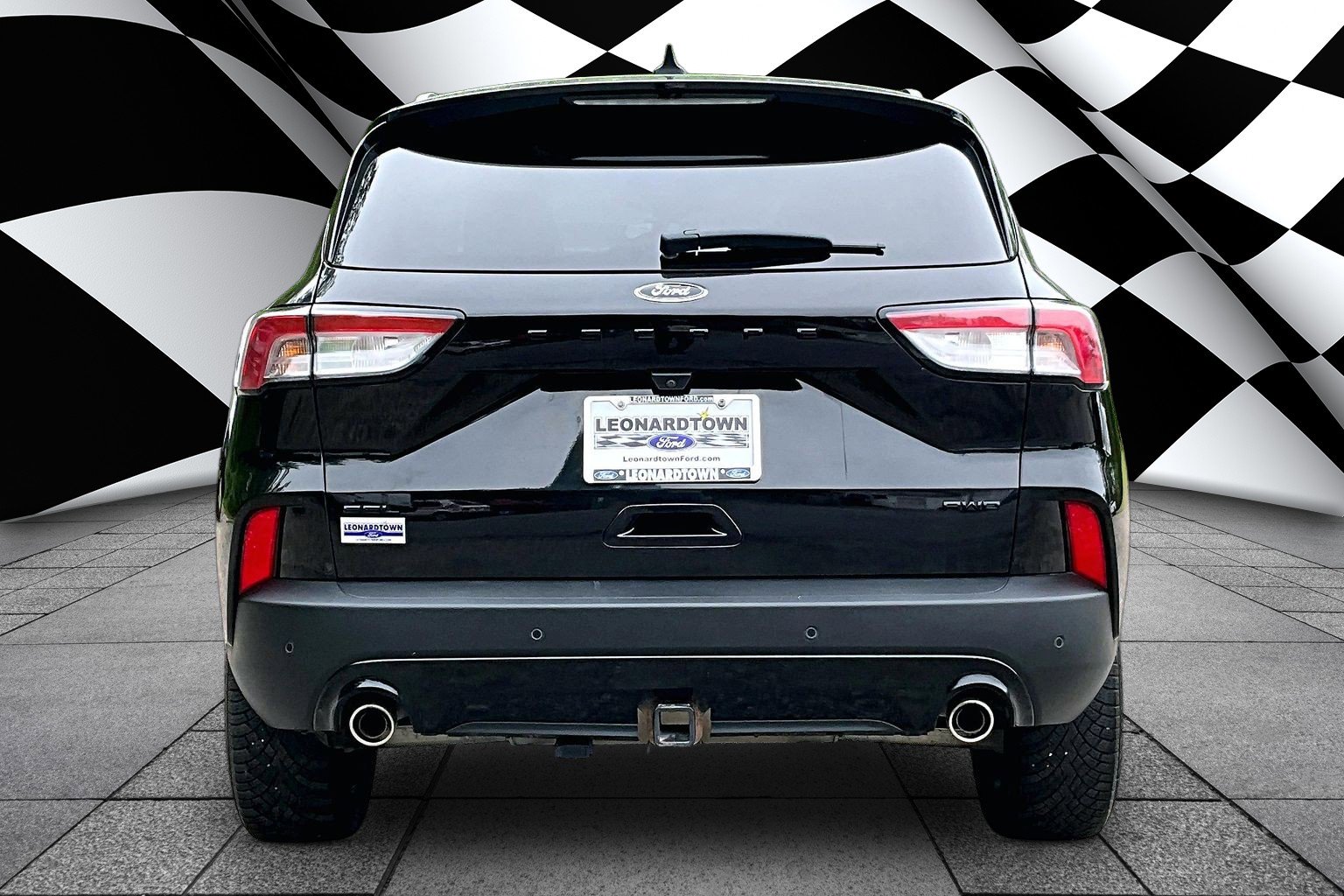 Certified 2022 Ford Escape SEL w/ SEL Stealth AWD Package image 4