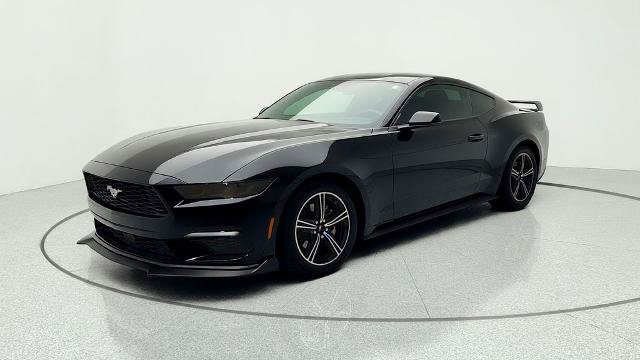 Certified 2024 Ford Mustang Coupe RWD image 3