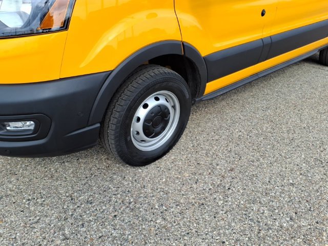 Certified 2026 Ford Transit 250 148 High Roof Extended w/ Load Area Protection Package RWD image 4