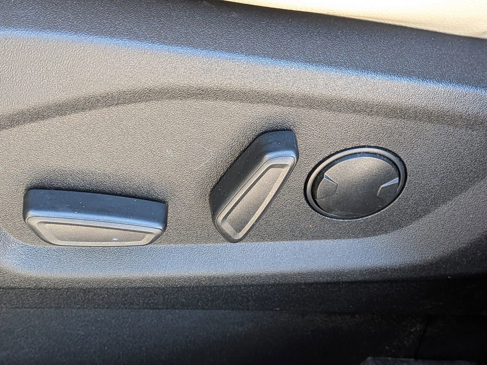 Certified 2024 Ford Edge SEL w/ Convenience Package image 23