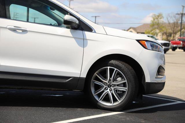 Certified 2024 Ford Edge Titanium w/ Equipment Group 301A AWD/4WD image 5