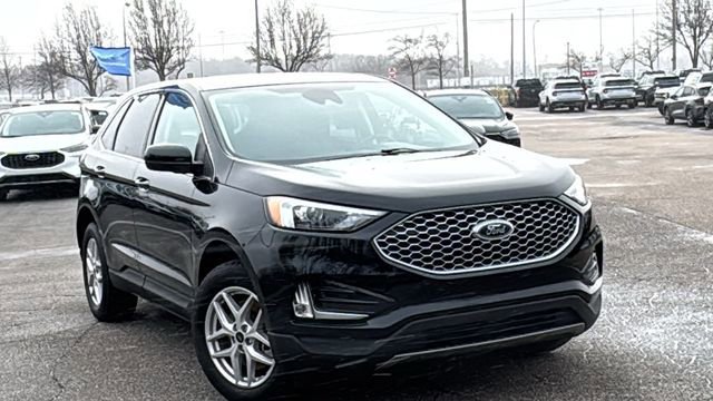 Certified 2024 Ford Edge SEL w/ Convenience Package image 8