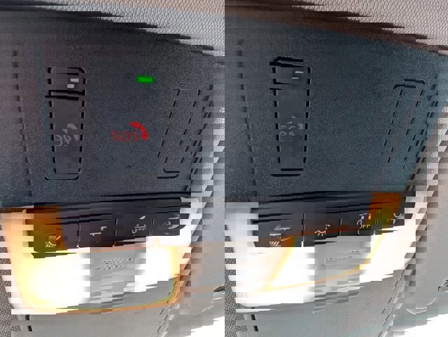 Used 2024 Mitsubishi Outlander SE image 12