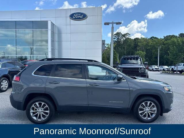 Used 2022 Jeep Cherokee Latitude Lux w/ Sun & Sound Group FWD video 2